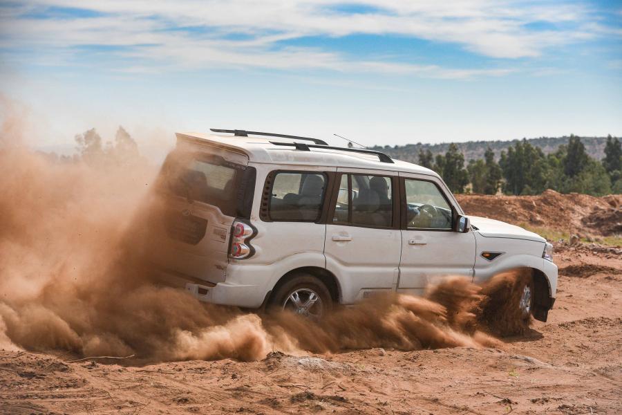  Mahindra Scorpio 2016 года  (ZA) (фото 7 из 30)